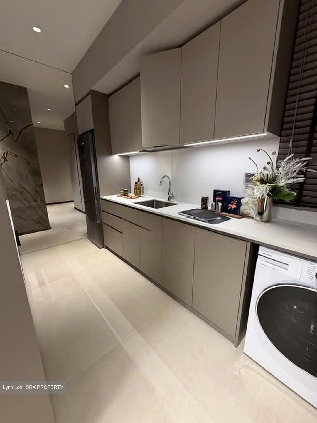 Jalan Jurong Kechil (D21), Condominium #596494571